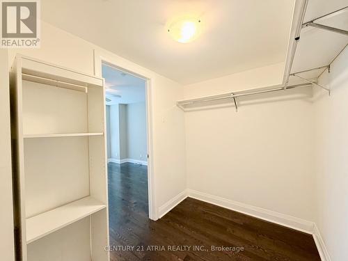 110 Little Creek Road, Mississauga, ON - Indoor With Storage