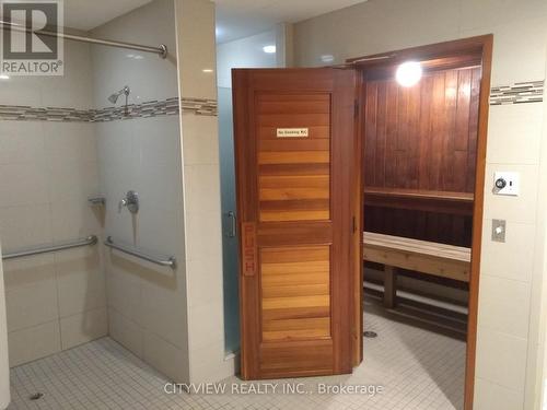 616 - 1001 Cedarglen Gate, Mississauga, ON - Indoor