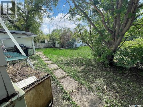 310 6Th Avenue Se, Swift Current, SK - Outdoor