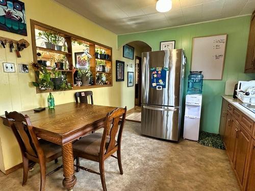 86 Front Street, Nipigon, ON - Indoor Photo Showing Dining Room