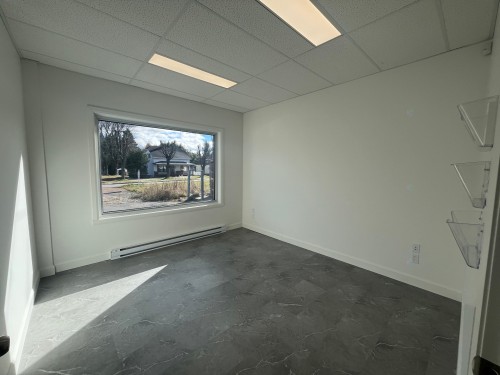 Bureau - 1330 Boul. Trudel E., Saint-Boniface, QC - Indoor Photo Showing Other Room