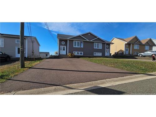 48 Tanya Cres, Moncton, NB 