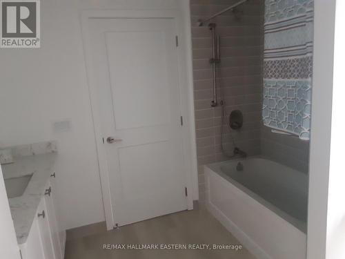 4 - 19 West Street N, Kawartha Lakes (Fenelon Falls), ON - Indoor Photo Showing Bathroom