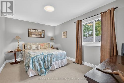 30 Bryan Drive, Collingwood, ON - Indoor Photo Showing Bedroom