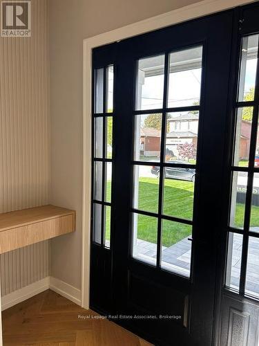 Front door - 1006 Garrard Avenue, Mississauga, ON - Indoor Photo Showing Other Room