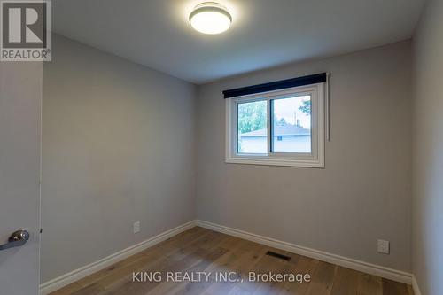 4 - 141 Ripley Court, Oakville, ON - Indoor Photo Showing Other Room