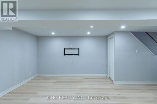 4 - 141 Ripley Court, Oakville, ON - Indoor