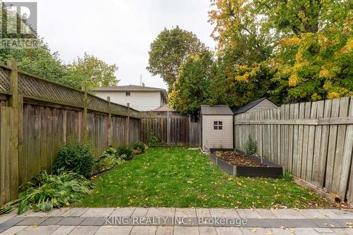 4 - 141 Ripley Court, Oakville, ON - Outdoor