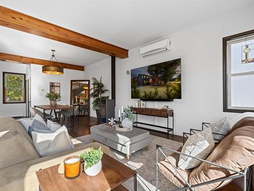 6880 Quinpool Road, Halifax, NS 