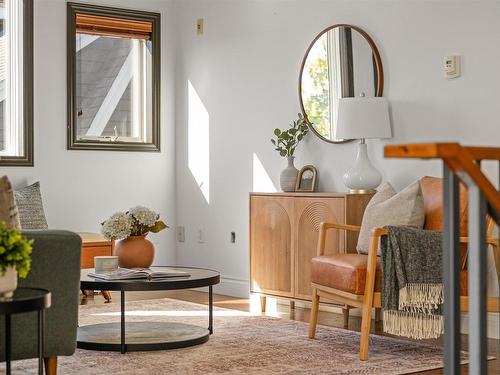 6880 Quinpool Road, Halifax, NS 