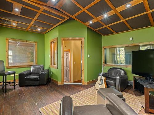 6880 Quinpool Road, Halifax, NS 