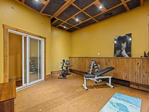 6880 Quinpool Road, Halifax, NS 