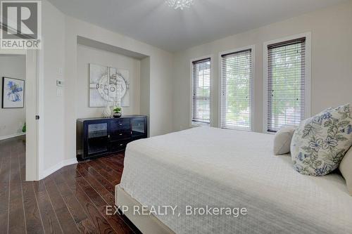 953 Gastle Way, Milton (Ha Harrison), ON - Indoor Photo Showing Bedroom