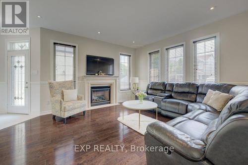 953 Gastle Way, Milton (Ha Harrison), ON - Indoor Photo Showing Living Room With Fireplace