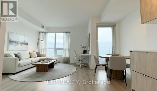 3306 - 395 BLOOR STREET E  Toronto, ON M4W 0B4