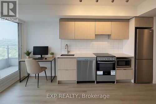3306 - 395 Bloor Street E, Toronto, ON - Indoor Photo Showing Kitchen With Stainless Steel Kitchen