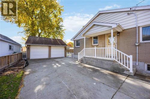 1003 Germain Street, Sarnia, ON - Outdoor