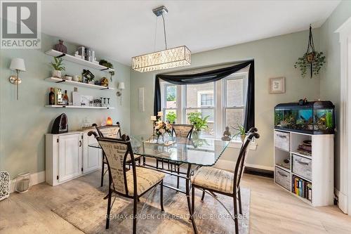 22 Chaplin Avenue, St. Catharines (Downtown), ON - Indoor Photo Showing Dining Room