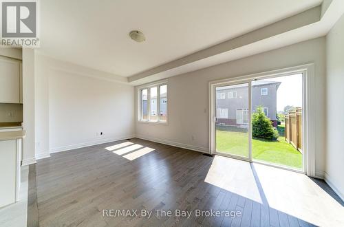42 Lisa Street, Wasaga Beach, ON - Indoor Photo Showing Other Room
