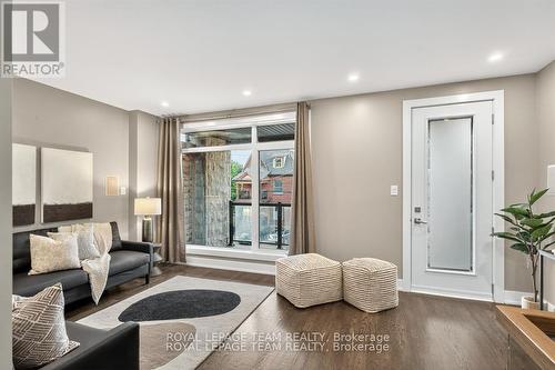 16 First Avenue, Ottawa, ON - Indoor Photo Showing Other Room