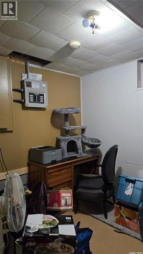 112 4Th Street E, Carnduff, SK - Indoor