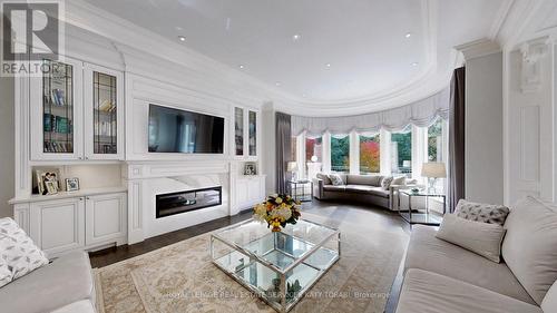101 Forest Heights Boulevard, Toronto, ON - Indoor Photo Showing Living Room With Fireplace