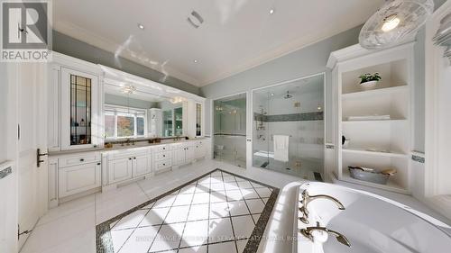 101 Forest Heights Boulevard, Toronto, ON - Indoor