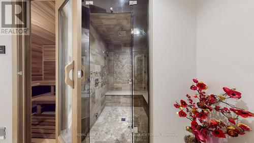 101 Forest Heights Boulevard, Toronto, ON - Indoor