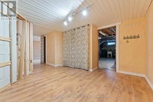 1094 Alenmede Crescent, Ottawa, ON - Indoor Photo Showing Other Room