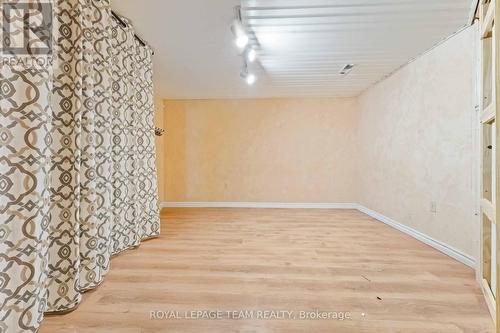 1094 Alenmede Crescent, Ottawa, ON - Indoor Photo Showing Other Room