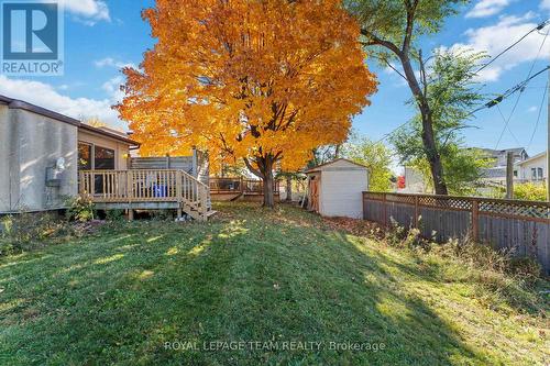 1094 Alenmede Crescent, Ottawa, ON - Outdoor With Deck Patio Veranda