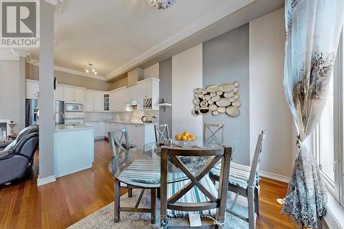 5861 Tenth Line W, Mississauga, ON - Indoor Photo Showing Dining Room