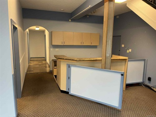 1020 Hillside Ave, Victoria, BC 