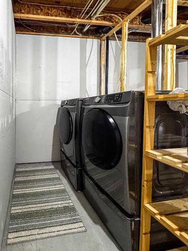 9905 Osprey Landing Drive, Wardner, BC - Indoor Photo Showing Laundry Room