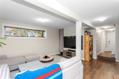 2055 Forest Dr, Nanaimo, BC 