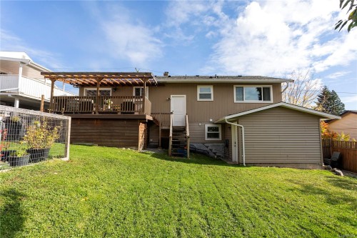 2055 Forest Dr, Nanaimo, BC 