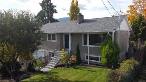 2055 Forest Dr, Nanaimo, BC 