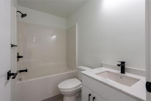 447 Centennial St, Winnipeg, MB 