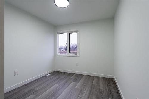 445 Centennial St, Winnipeg, MB 