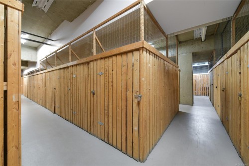 1208-930 Yates St, Victoria, BC - Indoor Photo Showing Other Room