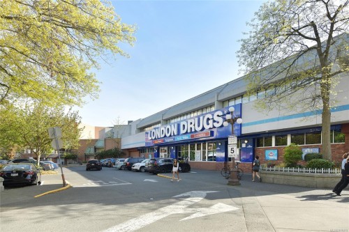 1208-930 Yates St, Victoria, BC - Outdoor