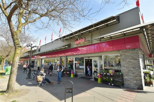 1208-930 Yates St, Victoria, BC - Outdoor