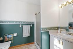 Salle de bains attenante à la CCP - 