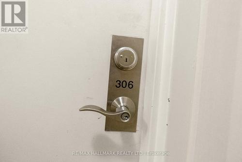 2151 Danforth Avenue, Toronto, ON 