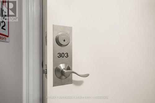 2151 Danforth Avenue, Toronto, ON 