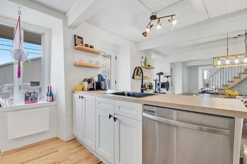 Cuisine - 5795  - 5805 Rg Du Bas-St-François, Laval (Duvernay), QC - Indoor Photo Showing Kitchen