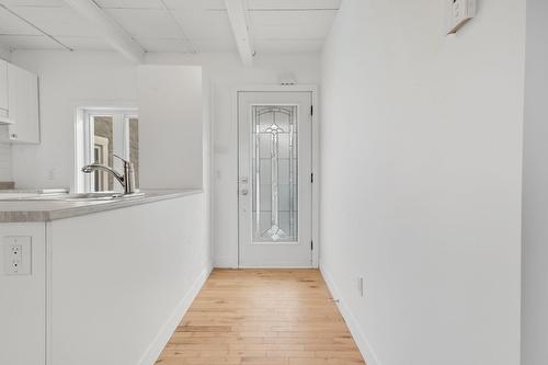 Hall d'entrée/Vestibule - 5795  - 5805 Rg Du Bas-St-François, Laval (Duvernay), QC - Indoor