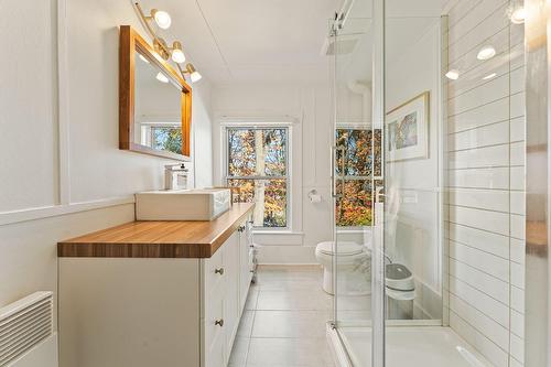 Logement - 964  - 966 Rue Du Sud, Cowansville, QC - Indoor Photo Showing Bathroom