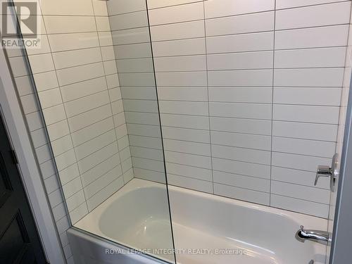 3 - 470 Besserer Street, Ottawa, ON - Indoor Photo Showing Bathroom