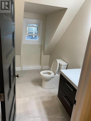 3 - 470 Besserer Street, Ottawa, ON - Indoor Photo Showing Bathroom